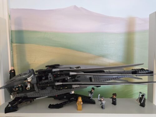 LEGO Icons Dune Atreides Royal Ornithopter 10327 Building Set for Adults, Collectible Sci-Fi Display Model with 8 Minifigures, Gift Idea for Dune Movie Fans photo review