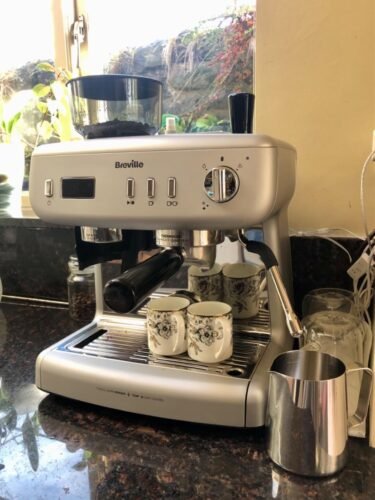 Breville Barista Max Espresso Machine – Integrated Bean Grinder, Milk Frother, 15 Bar Pump, 2.8L Tank, Stainless Steel Espresso, Latte & Cappuccino Maker photo review