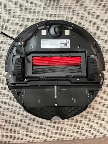 Roborock S8+ Robot Vacuum and Mop Combo, 6000Pa Suction, Sonic Mopping, Auto Mop Lift, Self-Empty Dock, 3D Obstacle Avoidance, Smart App Control, 60-Day Dust Bin, White photo review