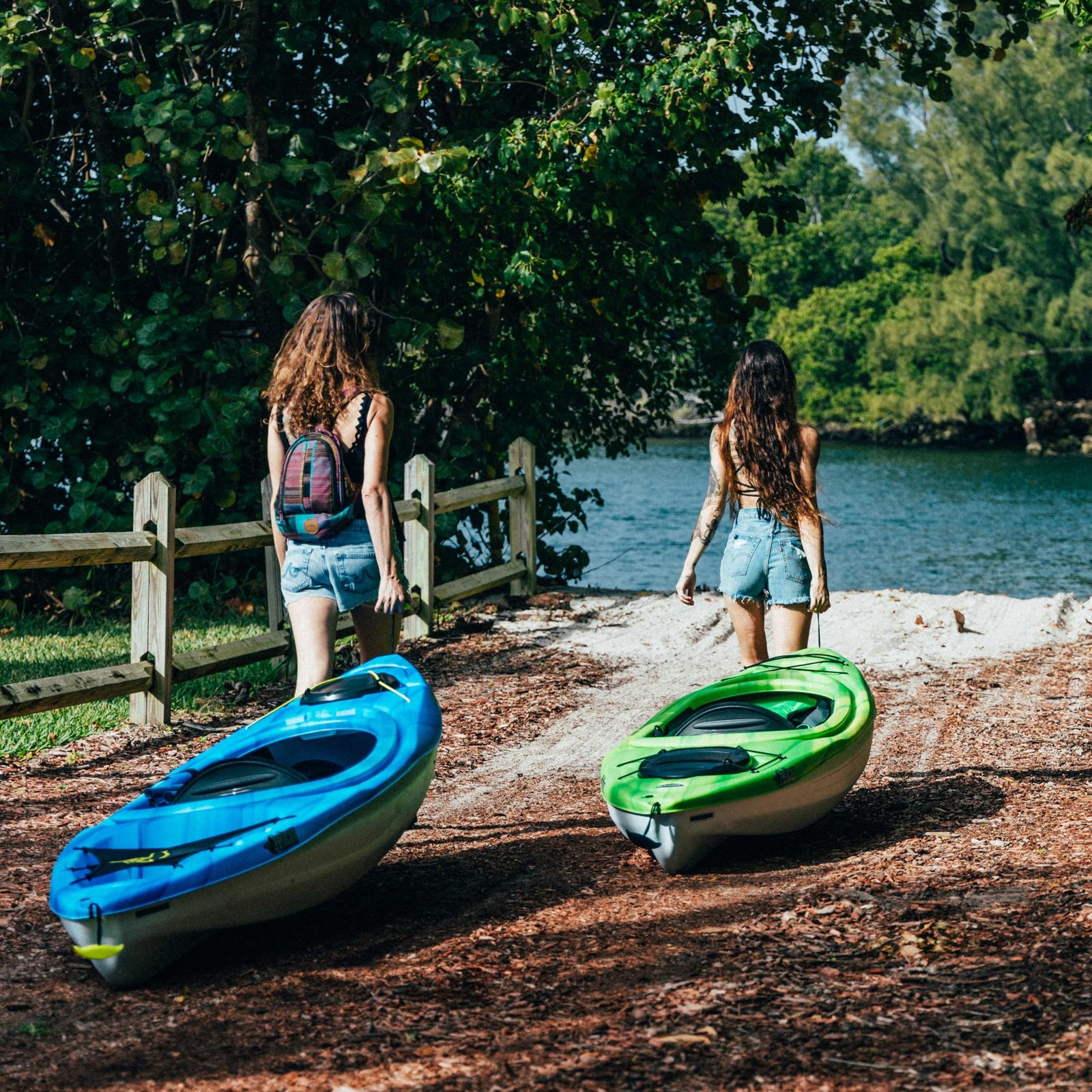 Pelican Argo 100X 10′ Sit-In Recreational Kayak – Lightweight Ram-X™ Hull & ERGOFORM™ Seating - Image 24