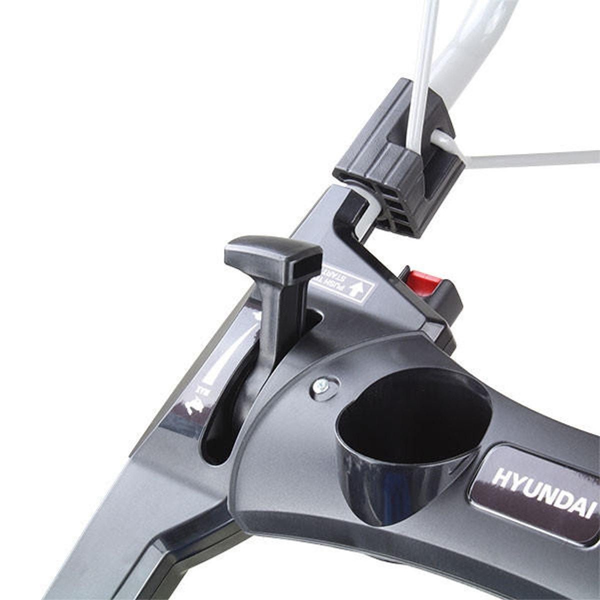 Hyundai HYM530SPER 196cc Electric -Start Self-Propelled Petrol Roller Lawnmower 21"/53cm 70L Catcher Discharge